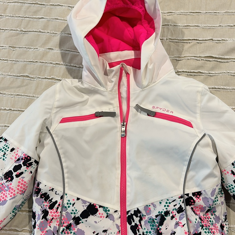 Like new! Girls size 12 Spyder snow coat. Worn twice. Smoke free & pet free home